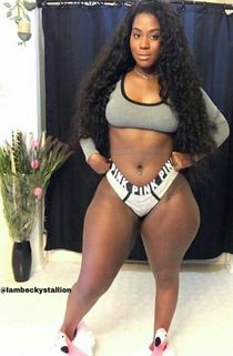 Dee Siren Curvy HOTWIFE